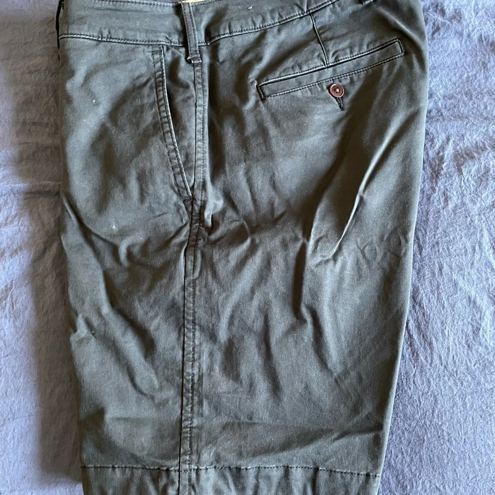 Abercrombie & Fitch men’s stretch shorts size 32